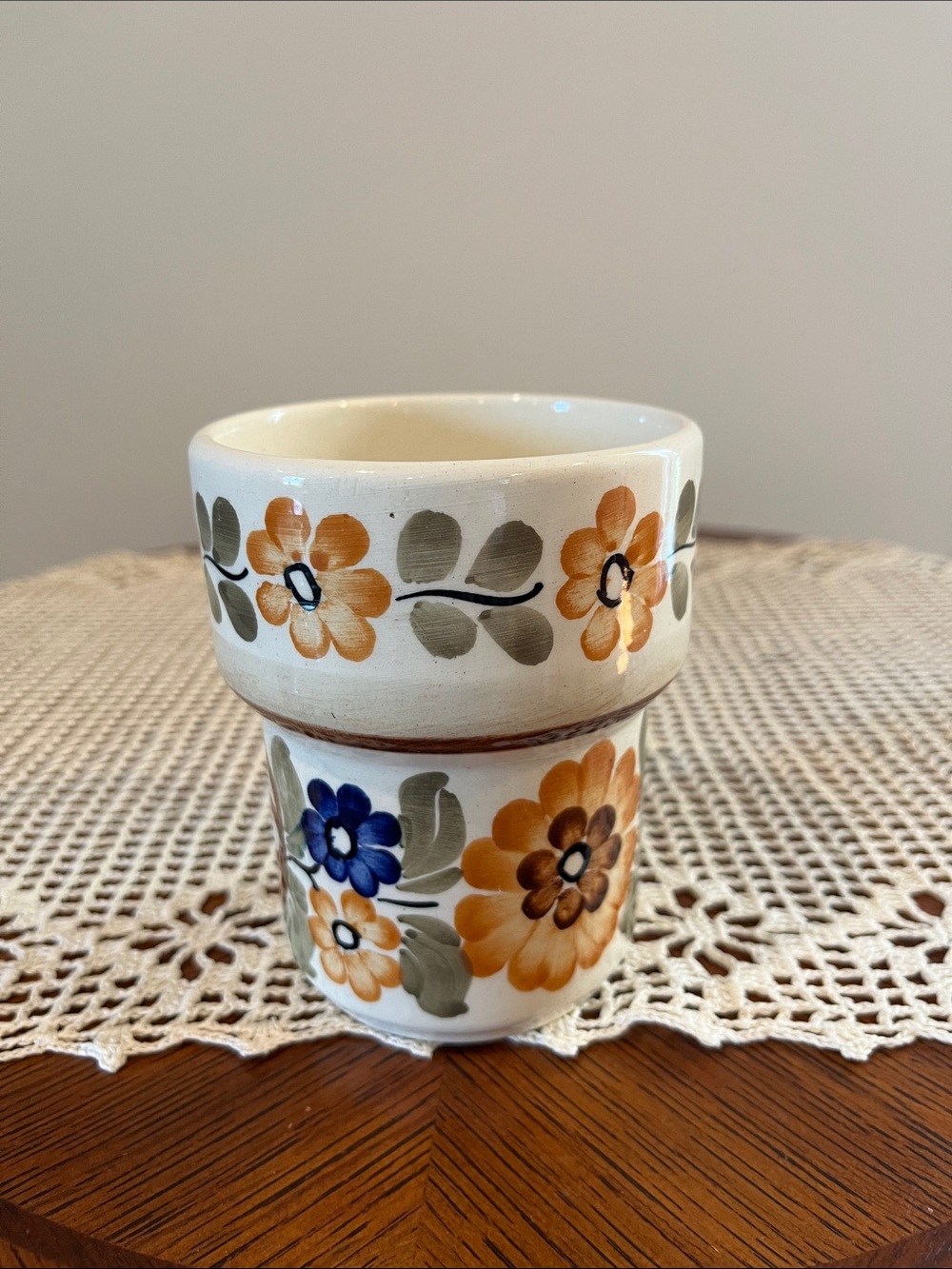 VTG Polish Pottery Włocławek Hand Painted Floral Tumbler Mug Coffee Tea